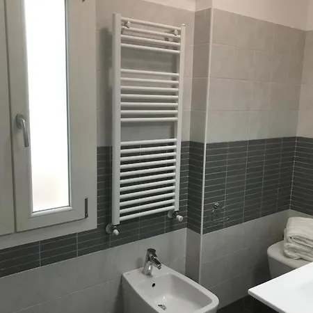 Angolo Di Erica Centro Storico Ραβένα